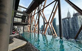 Scarletz Suites Klcc By Aura